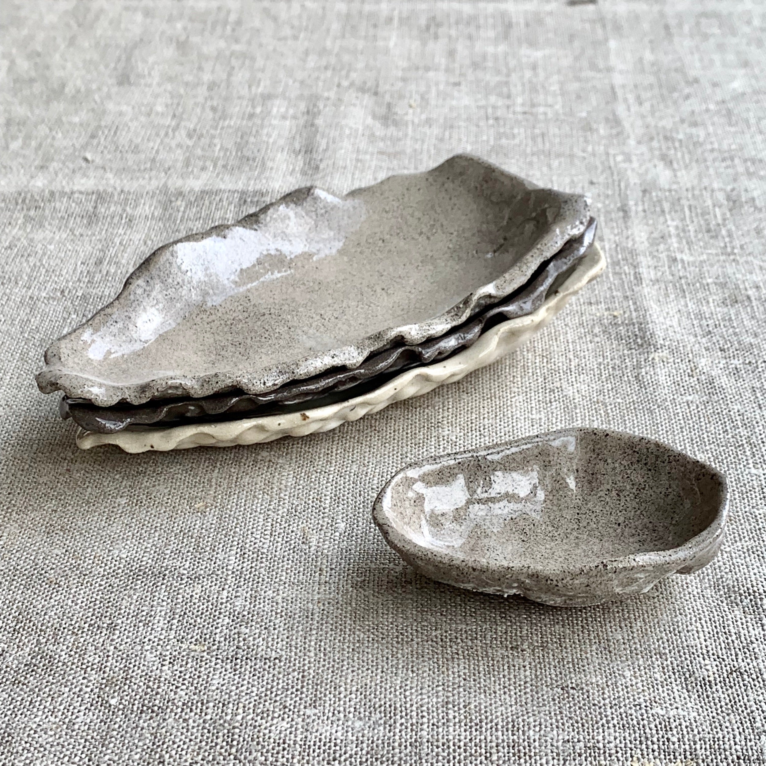 Grey stoneware – ROOTFOLK