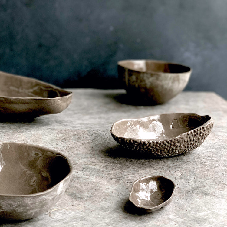 Amazon grey-brown stoneware