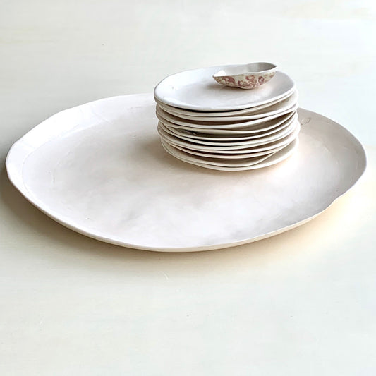 Serving plate XL Roots white